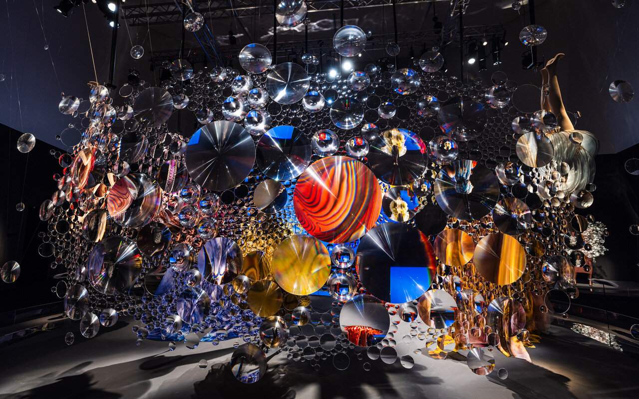 SCAI THE BATHHOUSE | News | 名和晃平 / 荒神明香 / 目_アート